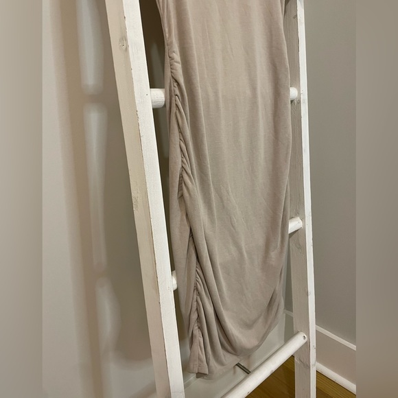 Express Ruched T-Shirt Dress NWT - Picture 7 of 7